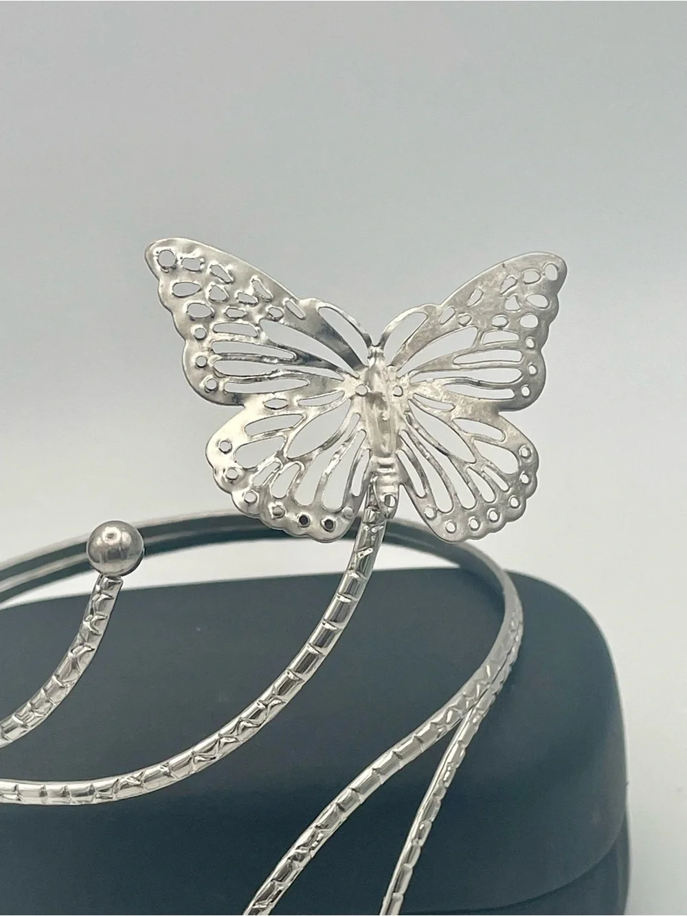 Upper Arm Silver Tone Butterfly Open Cuff Bracelet Band. Adjustable.